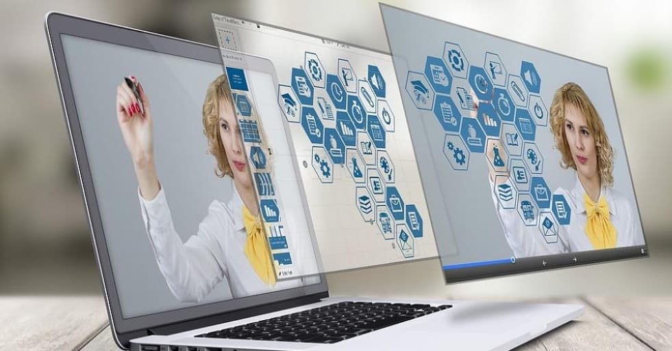 5 Ways AR is Changing the Manufacturing Industry