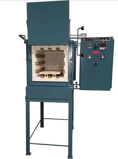 MRO Distributor Purchases Small Bench-Top Furnace used for Laboratory Samples and General Heat-treating