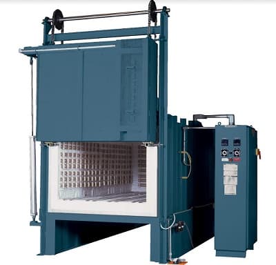 L&L Ships Fiber-Lined Box Furnace to a Titanium Steel Casing Manufacturer For Aerospace and Gas Turbine Casting Applications